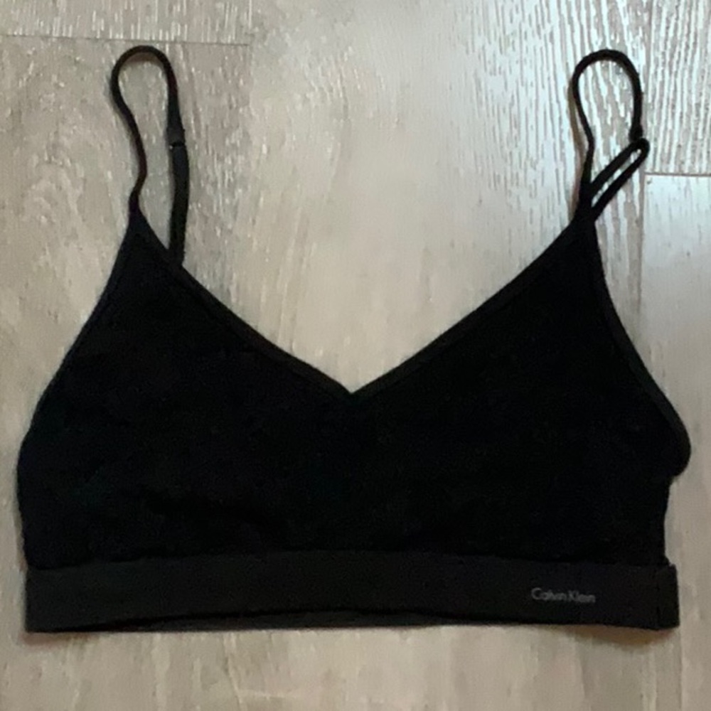 Calvin Klein Never Worn Black Bra - Size Medium